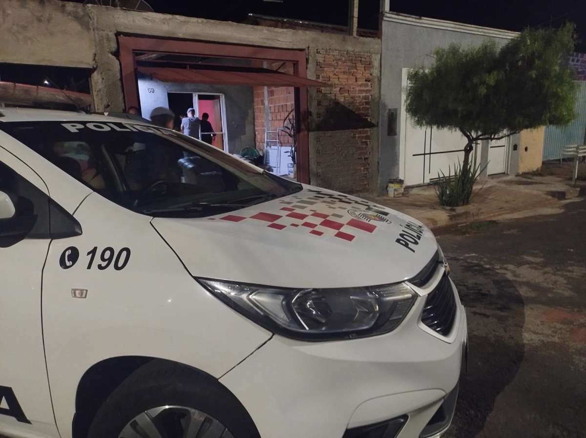 Crianças são abandonadas pela mãe em Araçatuba