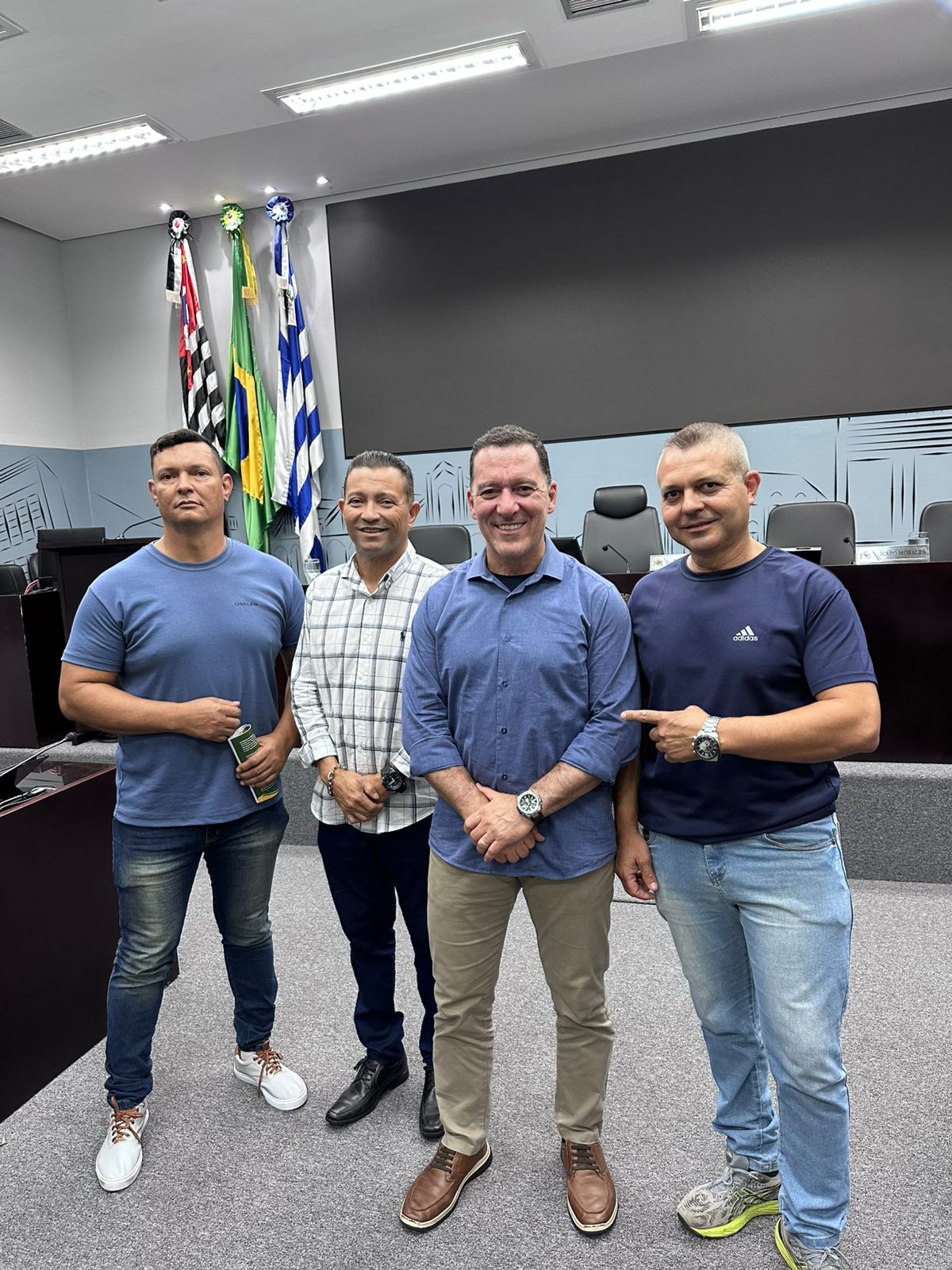 Deputado Federal Vinicius Carvalho visita Araçatuba.
